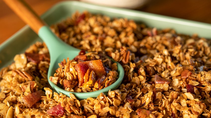 Granola Con Tocino Para Desayuno 