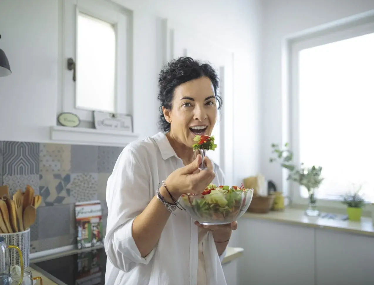 What to eat in perimenopause to thrive (not just survive)