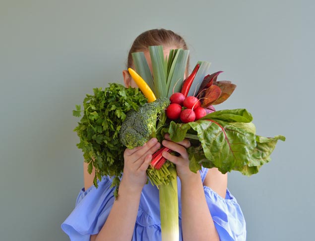 How to encourage your child to eat vegetables