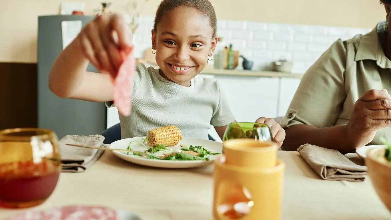 Why a balanced lunch matters and how to make one