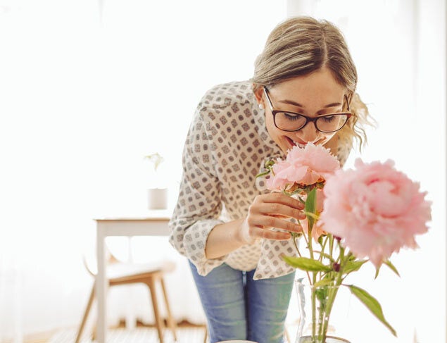 Natural relief from hay fever and allergies in spring