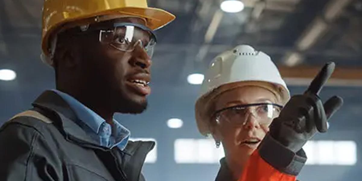 two manufacturing leaders working together to drive a culture of safety