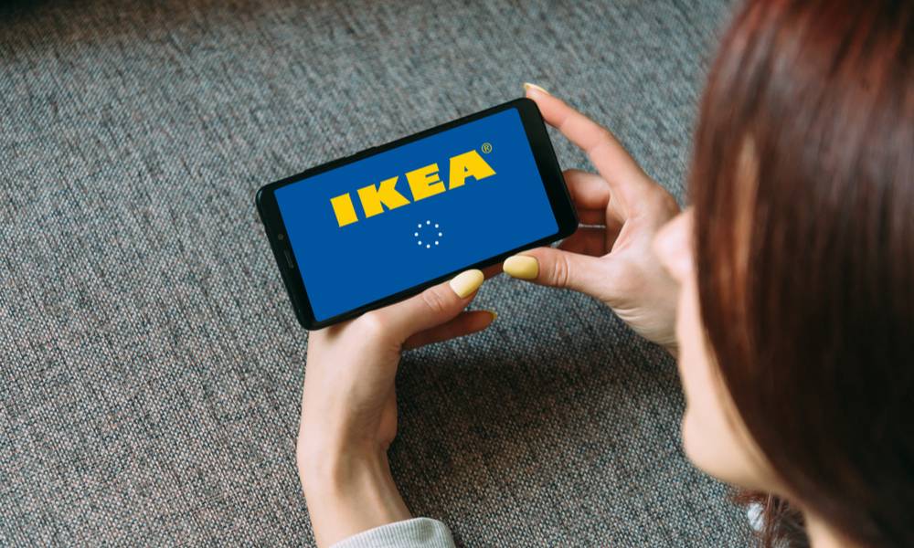 Young woman using IKEA app on her phone (1).jpg