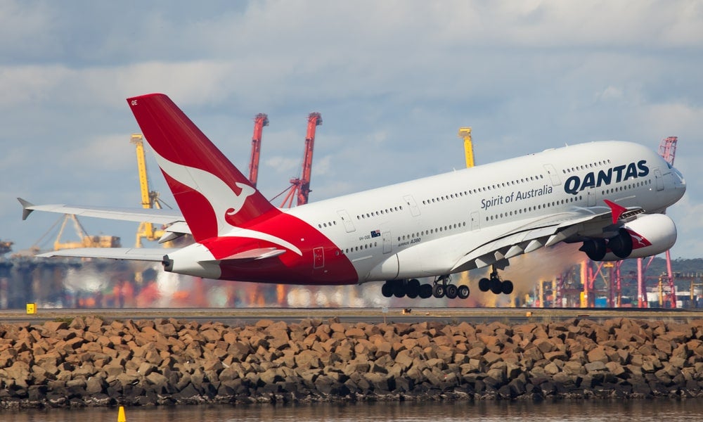 Qantas-min.jpg