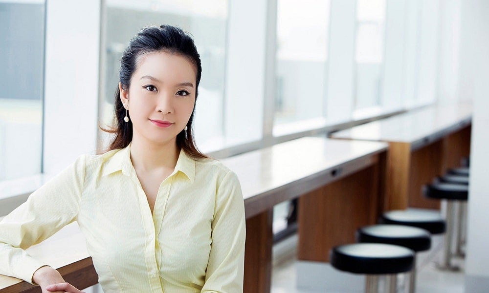 UNSW Business School's Veronica Jiang says consumers' self-perceived attractiveness reduced uncertainty regarding their purchasing decisions.jpg