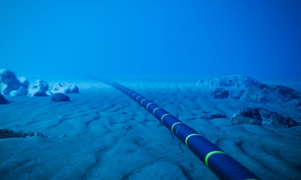 The global traffic of two major payment systems is mainly carried out via subsea cables.jpg