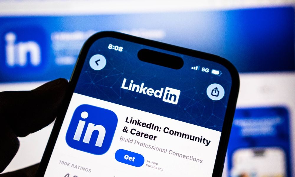 Professor Walsh advises against using AI to write LinkedIn posts.jpeg