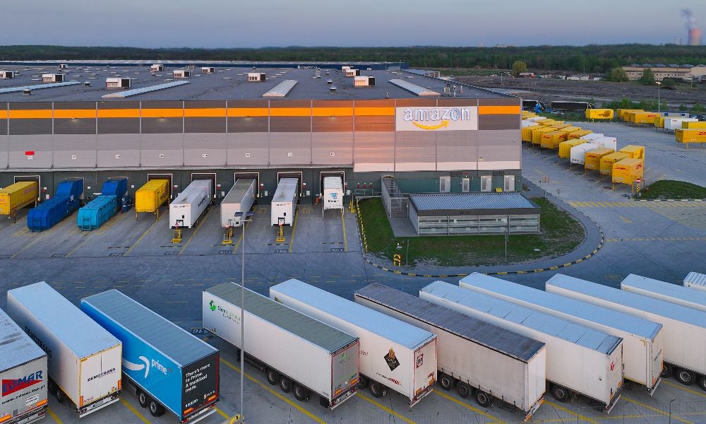 Amazon has laid off a total of 16,000 corporate employees.jpeg