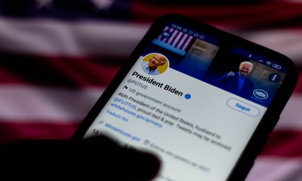 Some AI-generated news sites claimed US President Joe Biden had died.jpg