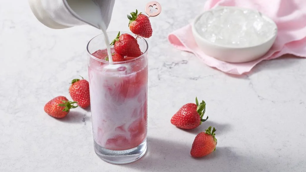 Hibiscus Iced Tea Latte