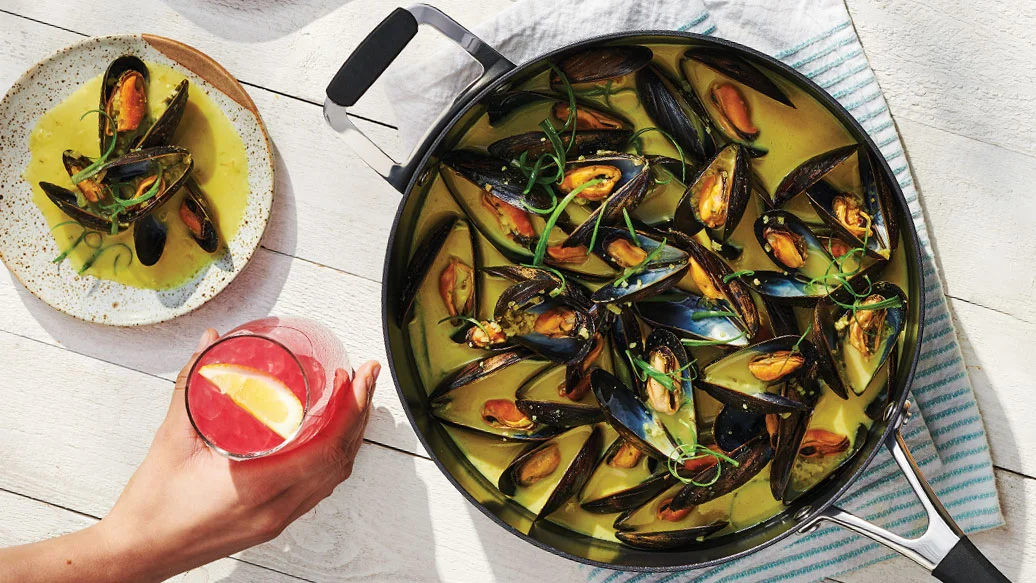 Coconut Curry Mussels