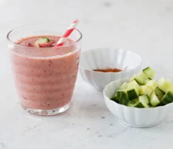 Raging Cajun Strawberry & Cool-as-a-Cucumber Smoothie