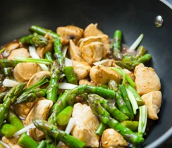 Chicken and Asparagus Stir-fry