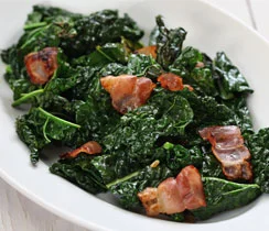 Chou frisé braisé au bacon et à érable