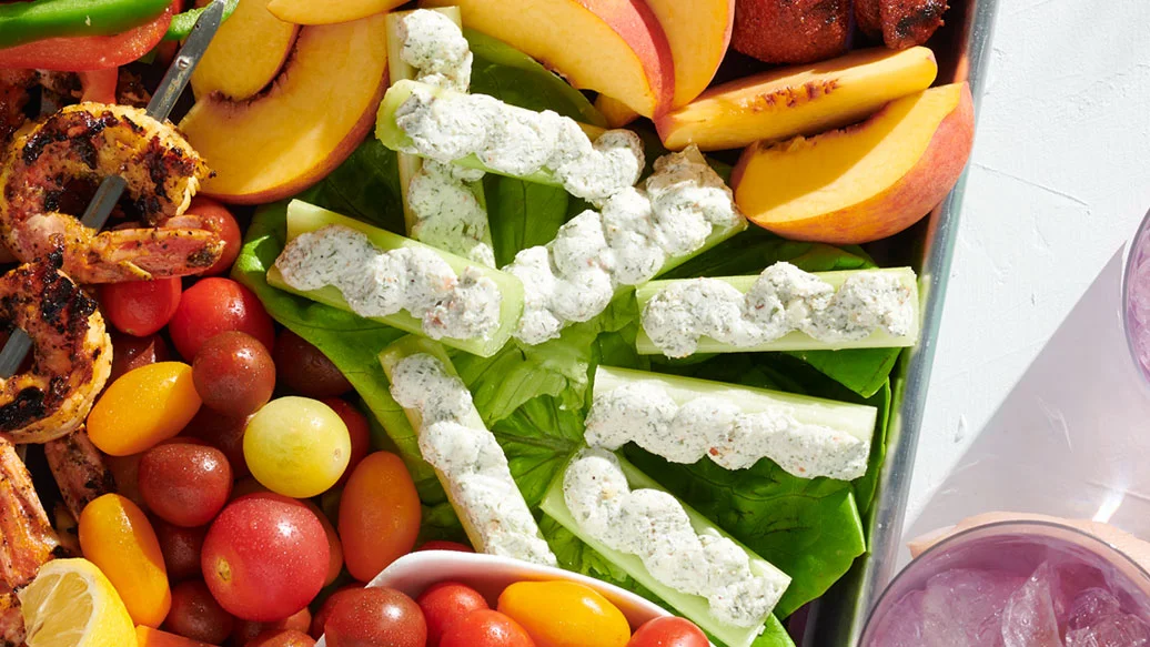 Bouchées de céleri au fromage de chèvre fouetté