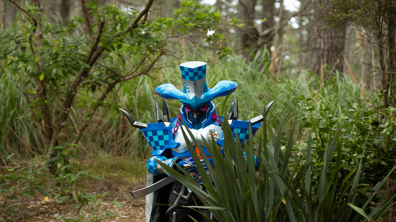 Slyther watches the Power Rangers from behind a tree