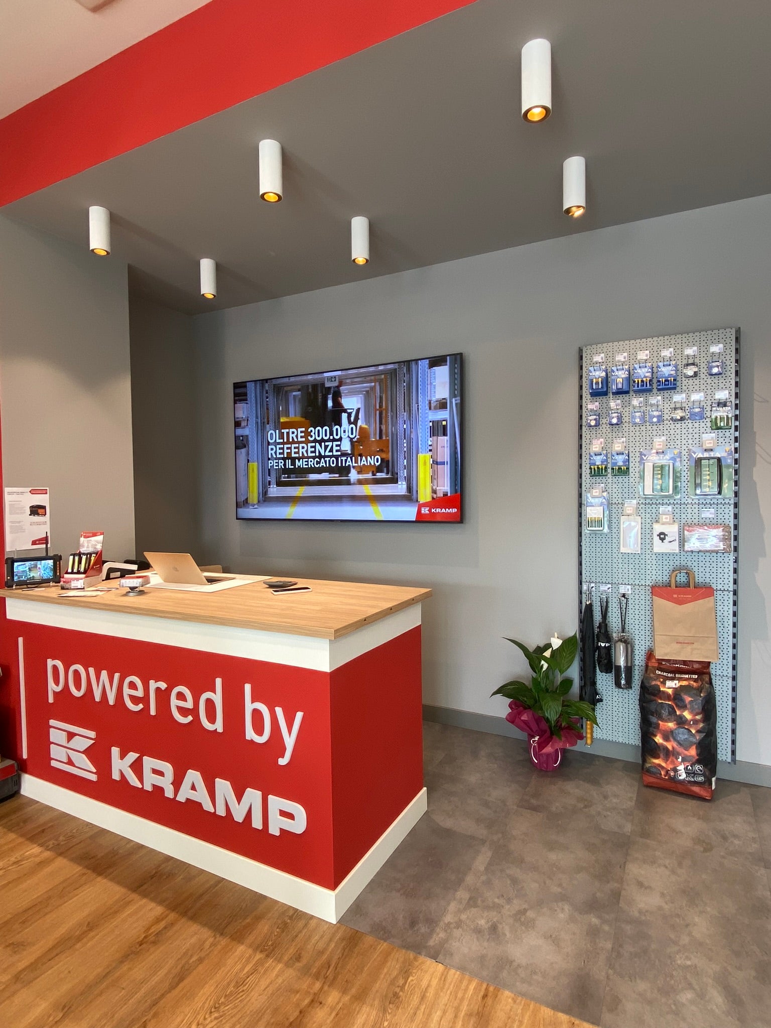 LAM Store e Kramp inaugurano  il sesto negozio Powered By Kramp a Reggio Emilia