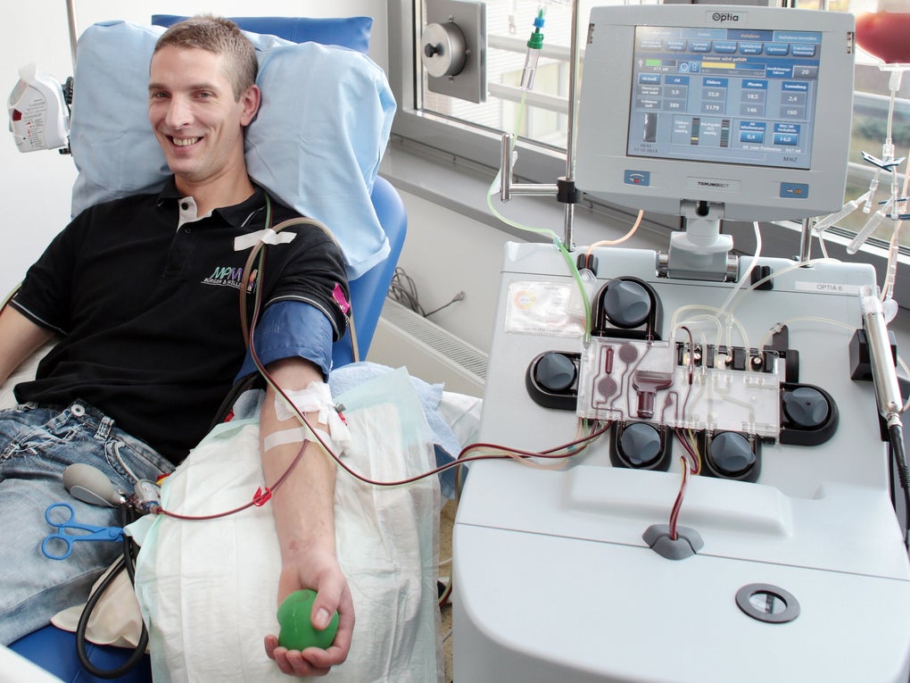 Peripheral stem cell collection by a man Peripheral stem cell collection by a man