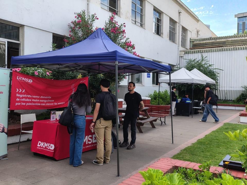 Universidad Gabriela Mistral y DKMS Universidad Gabriela Mistral y DKMS
