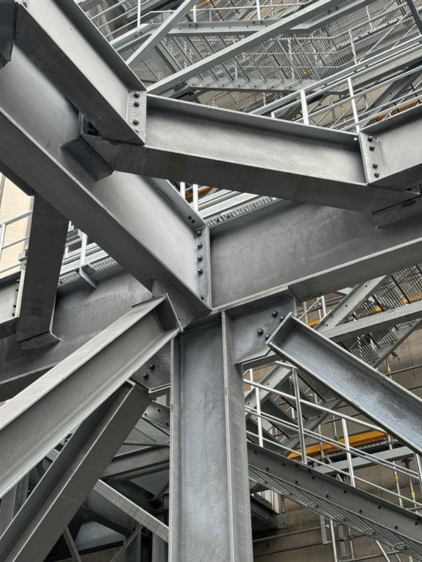 Assembly of the silo structure up to 35 m height at the large construction site in Rheinfelden