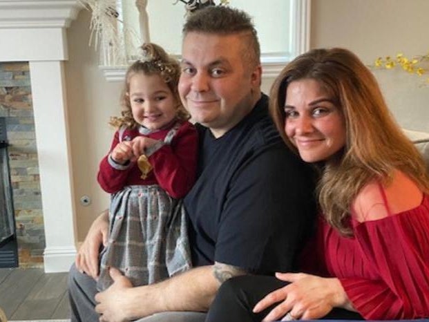 Rafee patient with daughter and wife Rafee patient with daughter and wife