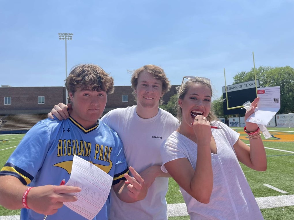 Students from Highland Park High School Student Council swab and raise money for DKMS to fight against blood cancer and blood disorders. Students from Highland Park High School Student Council swab and raise money for DKMS to fight against blood cancer and blood disorders.