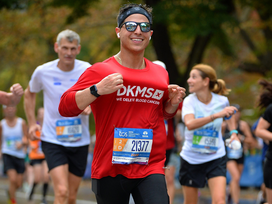 DKMS Fundraiser, Dan, runs the 2022 TCS NYC Marathon for Team DKMS, raising over $3000 to support donor registrations DKMS Fundraiser, Dan, runs the 2022 TCS NYC Marathon for Team DKMS, raising over $3000 to support donor registrations