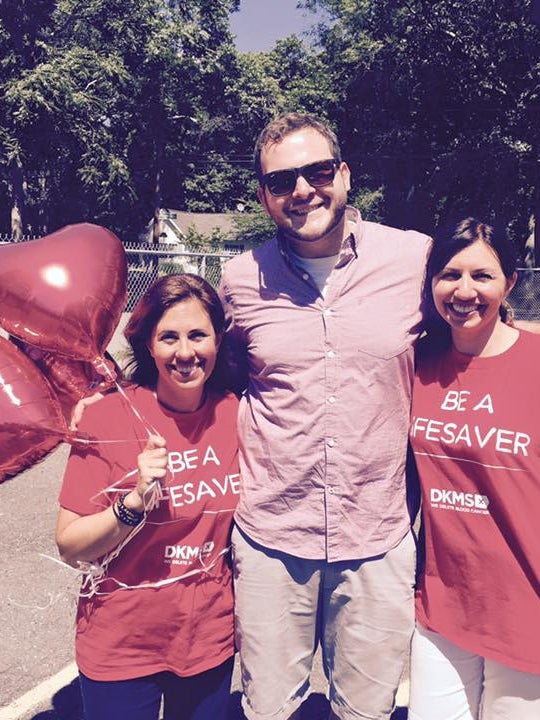 In my role as a donor recruiter for DKMS, I’m very often at events talking with potential new donors. I love it!