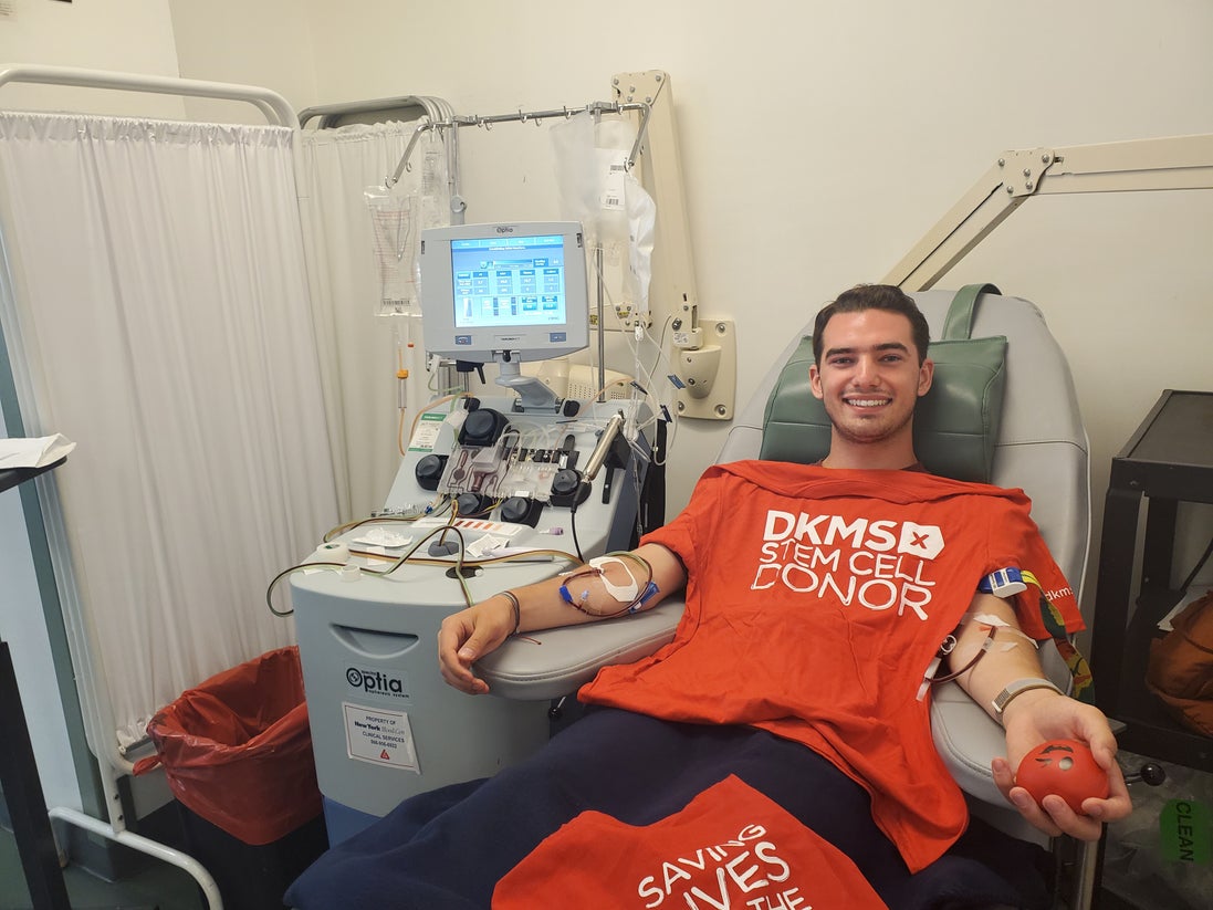 Clark, the 100th donor of the DKMS and Earl Young's Team partnership, during his donation process Clark, the 100th donor of the DKMS and Earl Young's Team partnership, during his donation process