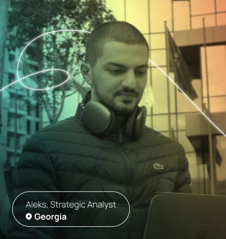 Crossover matches awesome people with <span>awesome jobs</span>.