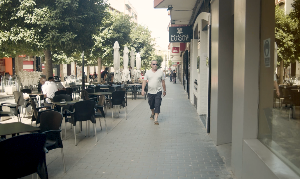 Steve Obia Walking