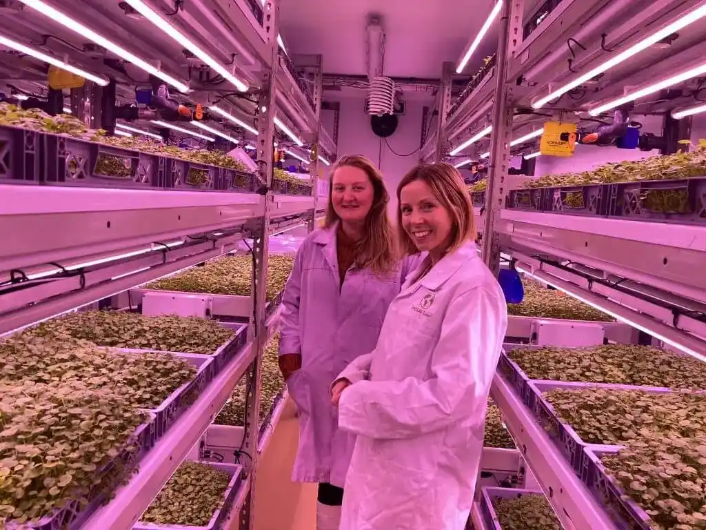 Helenna with Lilly Manzoni from LettUs Grow.