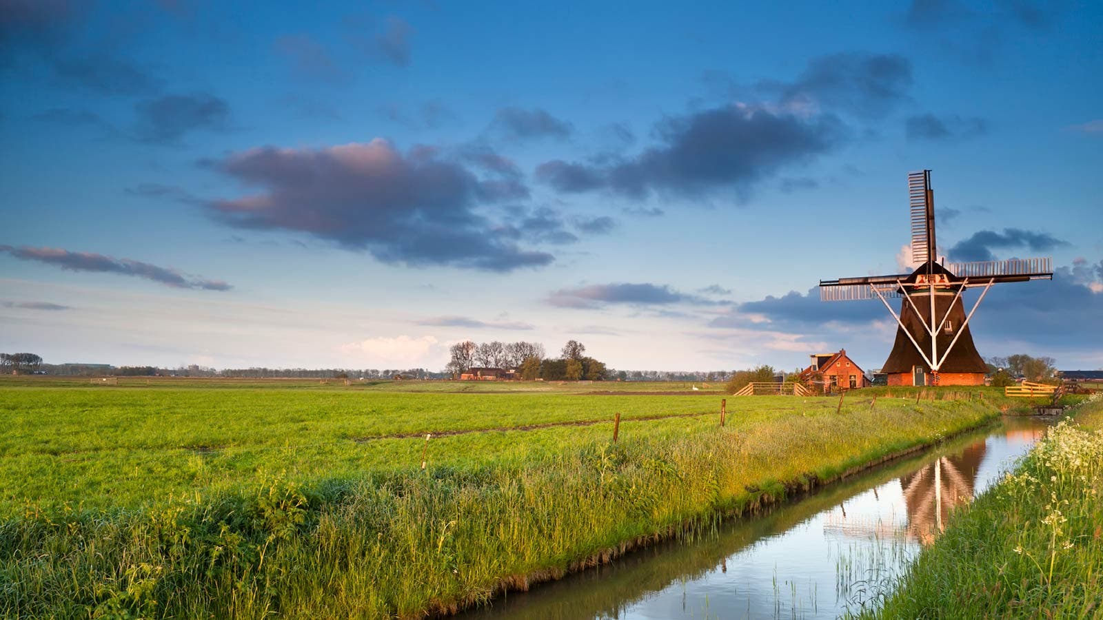 Many windmills in Holland have been preserved for visitors