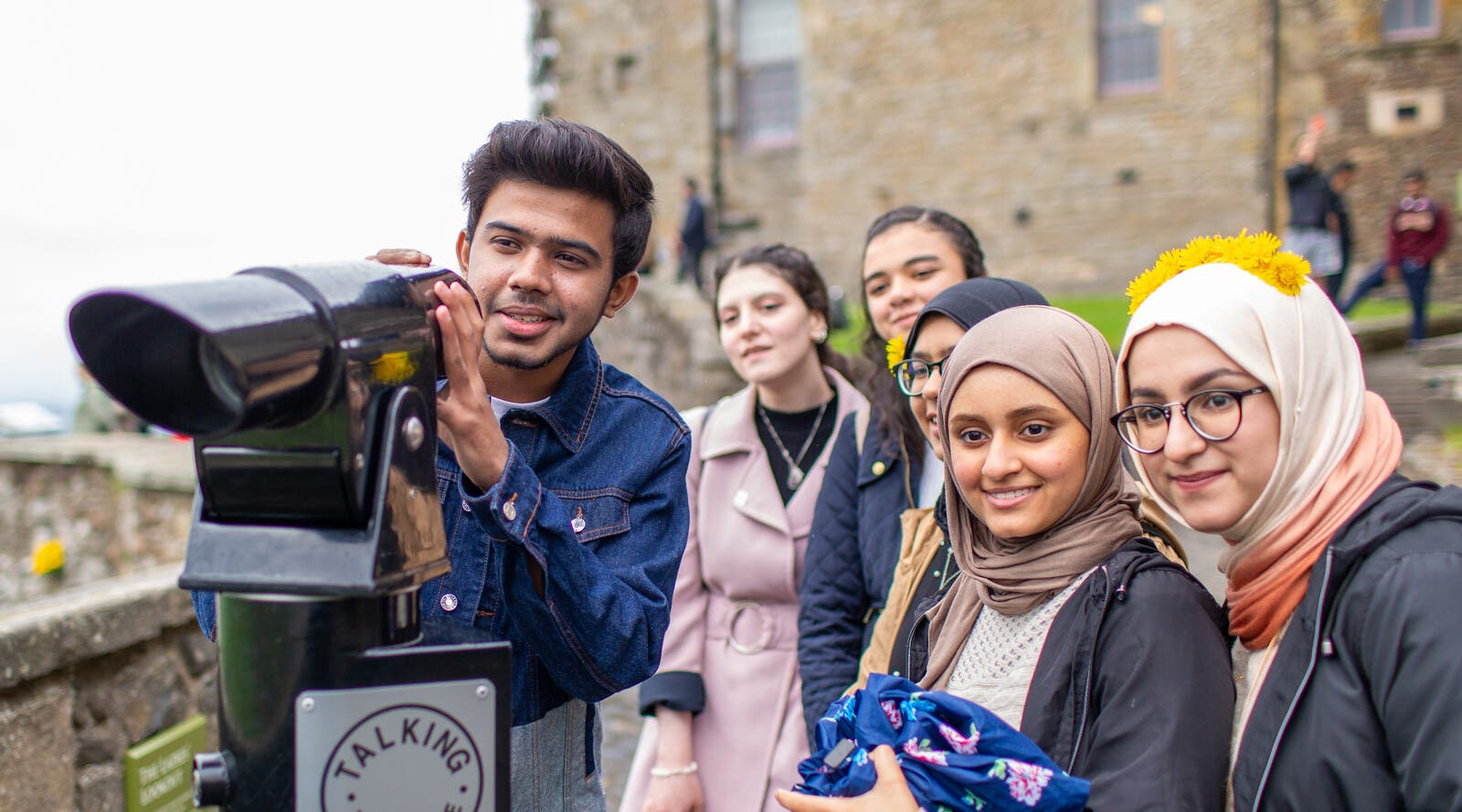 国际学习中心学生参观斯特灵城堡。