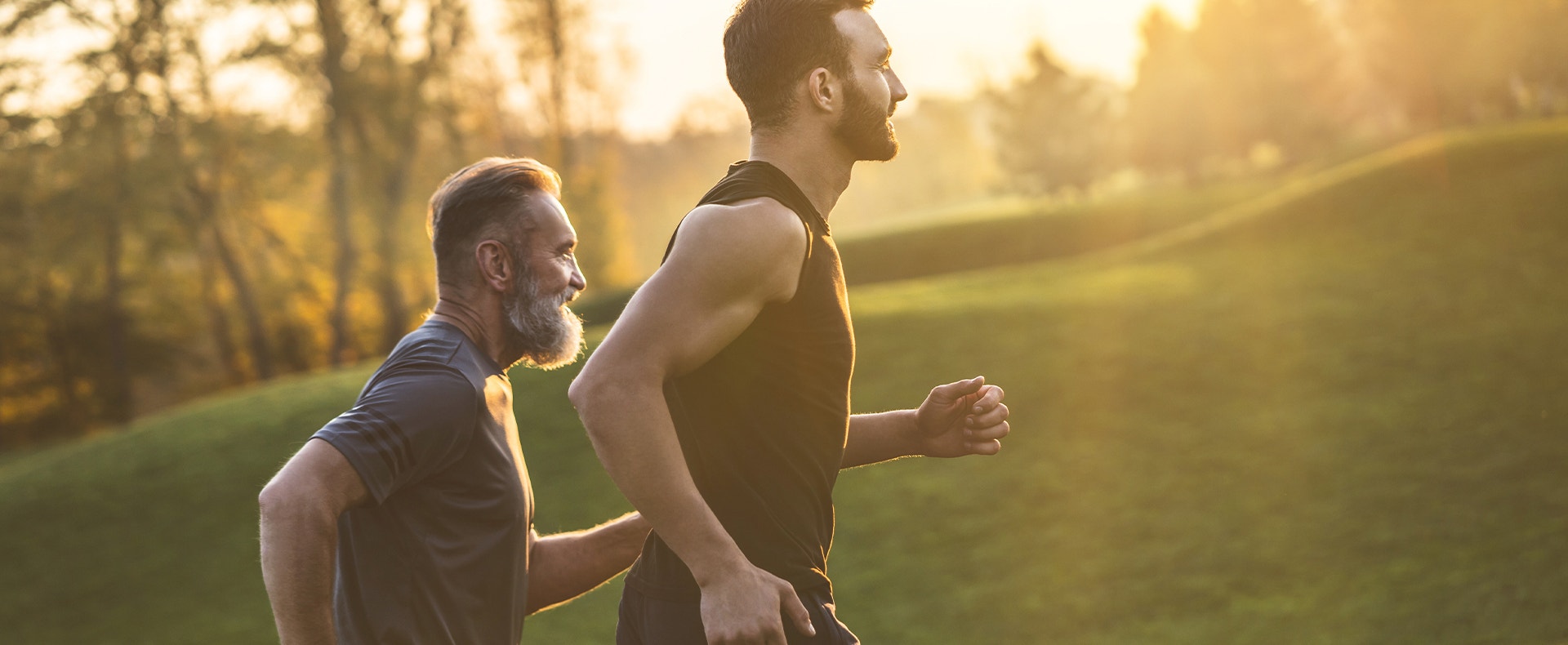 2 people running