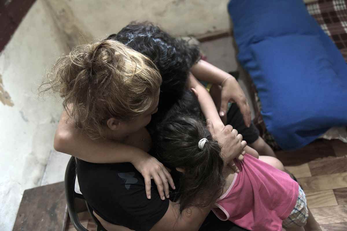 Faten reunited with her children after the Beirut blast