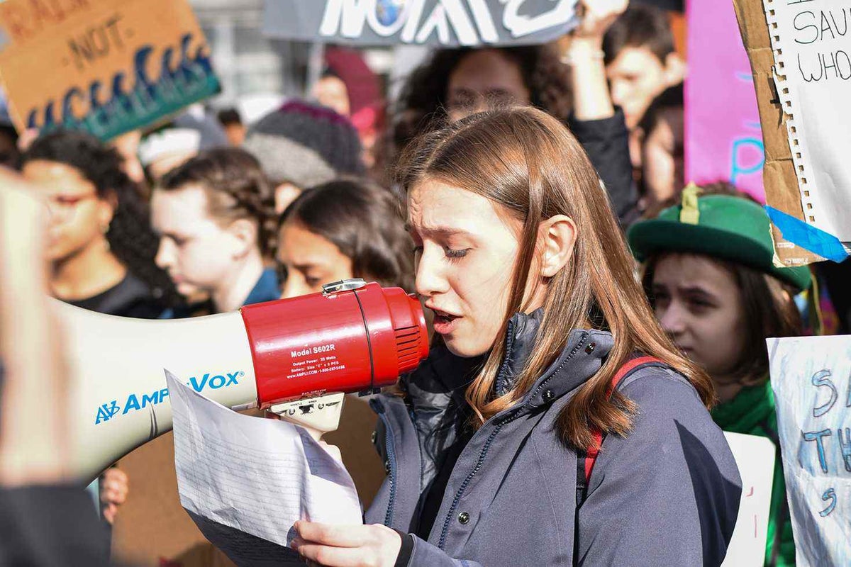 Alexandria Villasenor protesting in favour of climate action outside the United Nations on 15 March 2019.