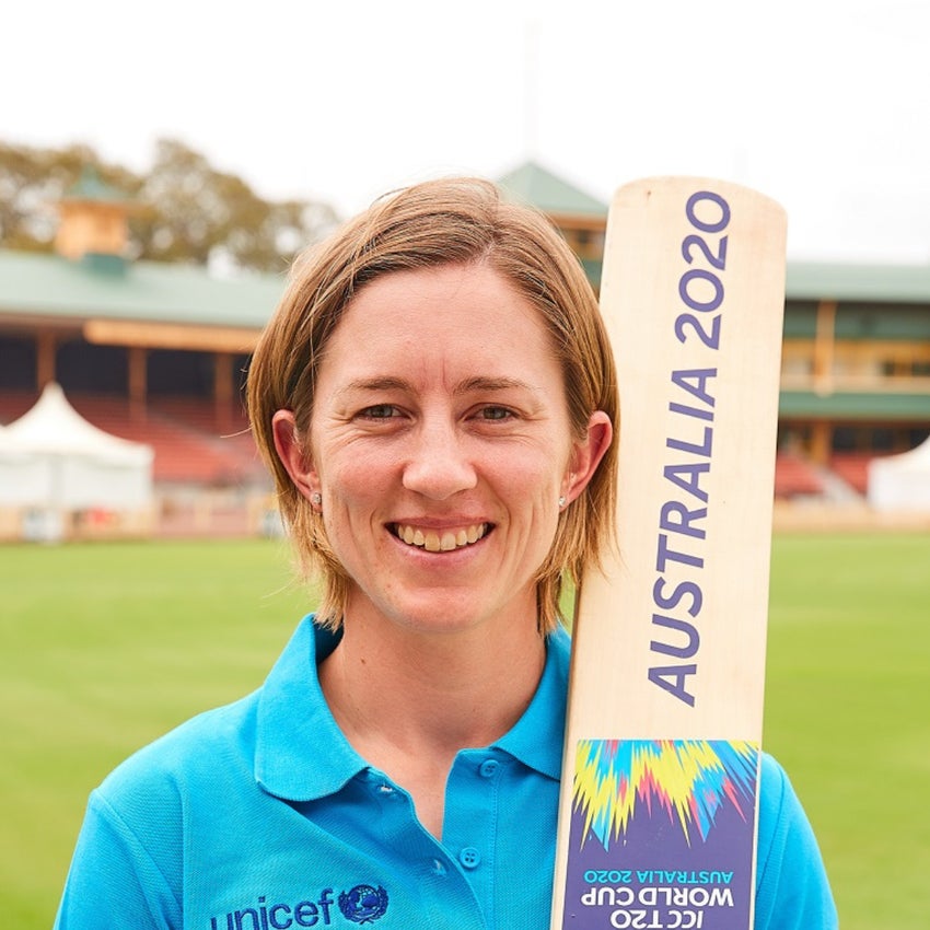 Image of Rachael with a cricket bat