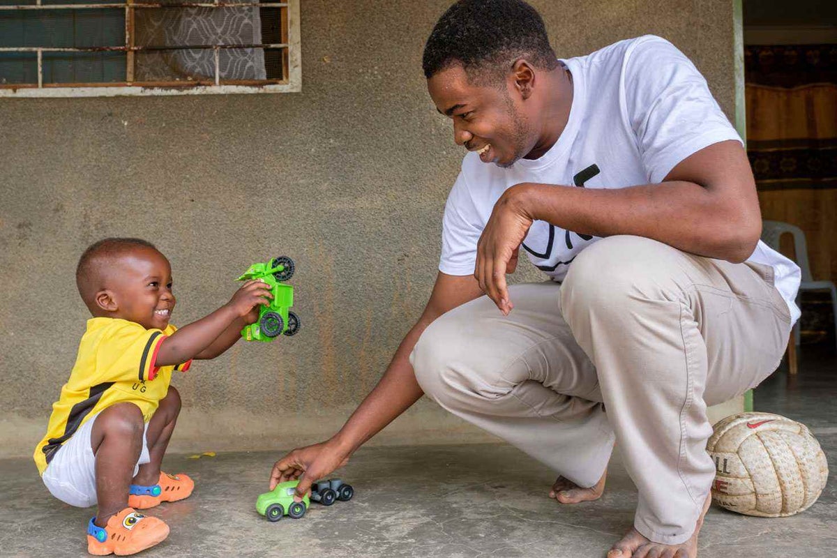 Mark knows you don’t need expensive gadgets or fancy toys to grow your child’s mind: play, attention and lots of quality time is enough.