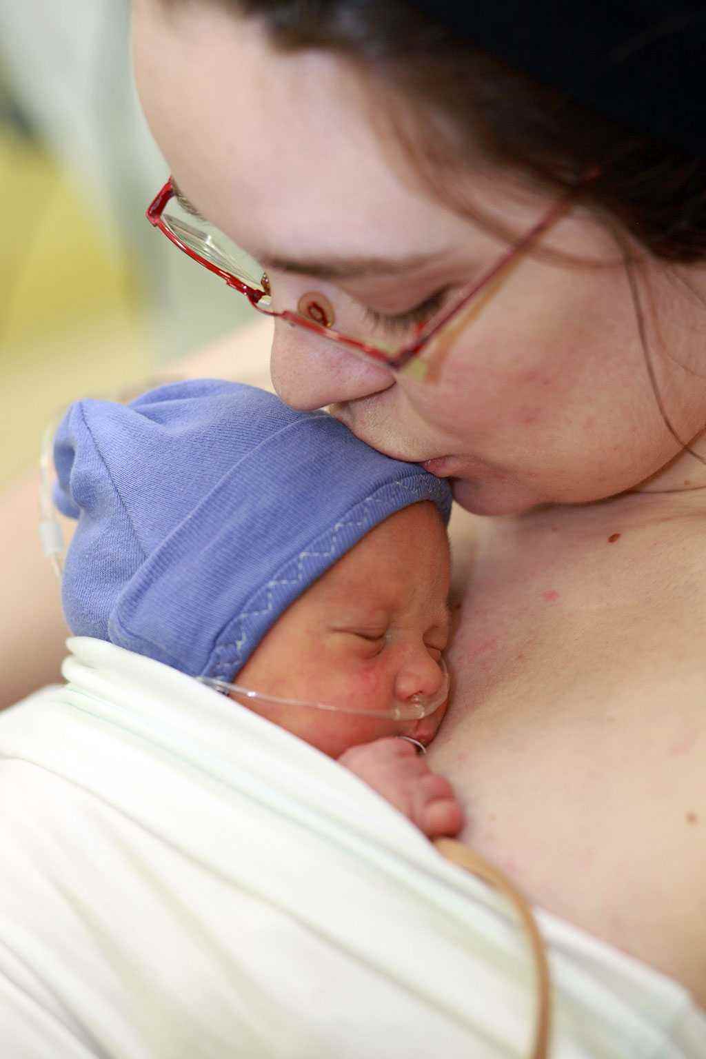 Nirvana’s baby was born prematurely but this UNICEF-supported hospital in Zagreb, Croatia helped protect her from danger