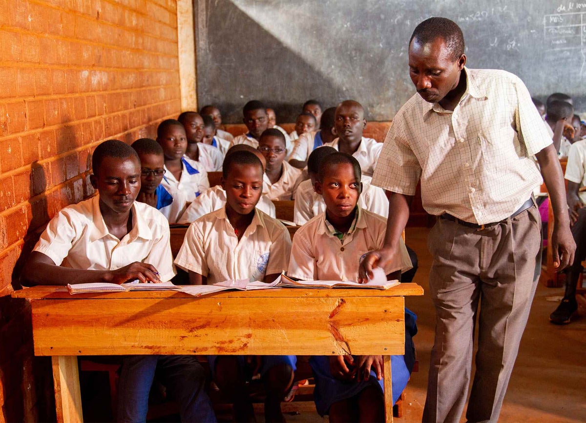 Nestor supervises his class in Rutana Province in the south of Burundi. 