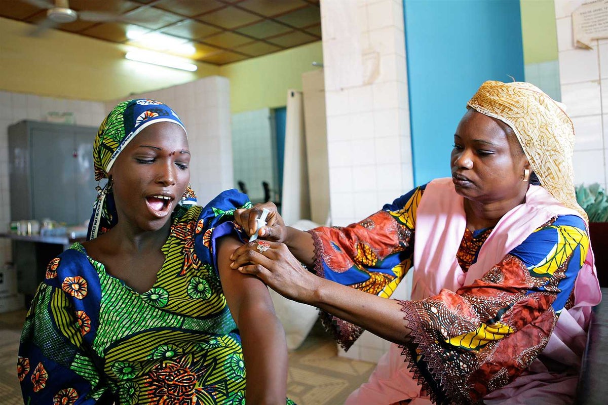 Mother receiving vaccination