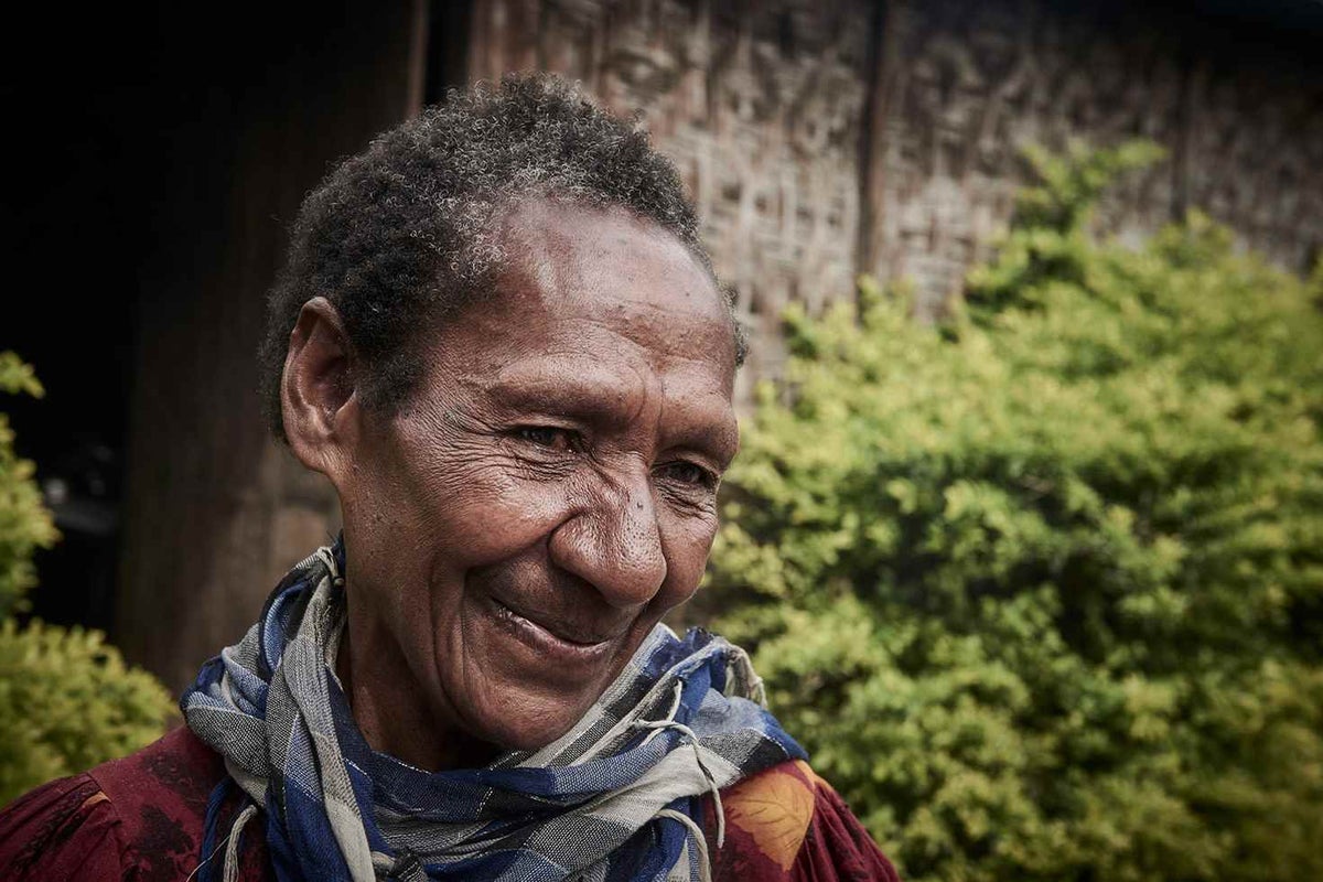 Tobia is a super grandma. She has six grandchildren that she cares for in her home in the PNG’s mountainous Chimbu province.