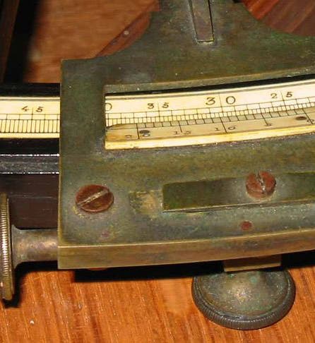 Vintage octant with a Vernier scale, made by Spencer, Browning, and Ruse, late 18th century (Wikimedia commons)
