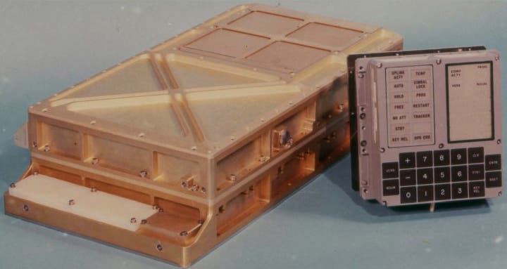 Apollo Guidance Computer and DSKY (Wikipedia)