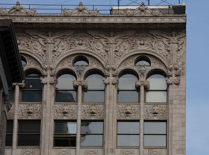 Detail of façade, Bayard Building, designed by Louis Sullivan, New York City, 1899, photograph by author