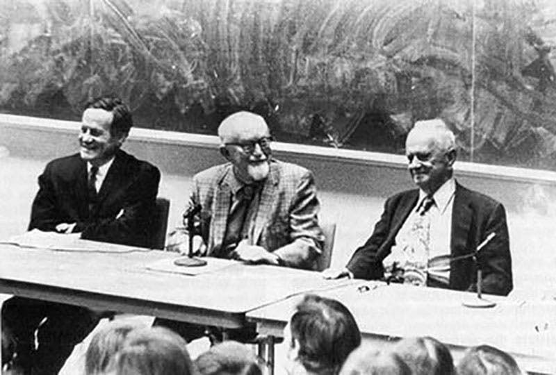 Three of the architects of the modern evolutionary synthesis: G. Ledyard Stebbins (left), George Gaylord Simpson (center), and Theodosius Dobzhansky (right), University of California, Berkeley (ucjeps.berkeley.edu)