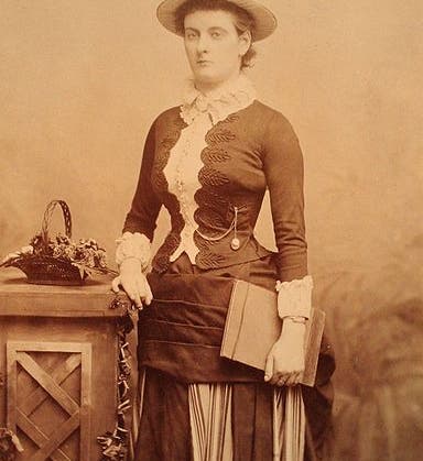 Margaret Fountaine, age 24, photograph (Wikimedia commons)