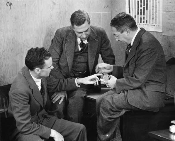 Taffy Bowen (left), Lee DuBridge, and I.I. Rabi at Rad Lab, 1940 (sallyjling.com)