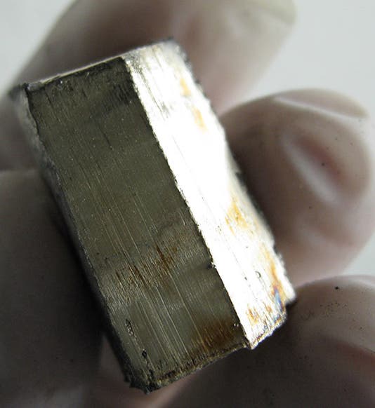 A sample of lithium metal, before it oxidizes (Wikimedia commons)